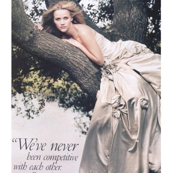 Monique Lhuillier Camelot wedding dress - Picture 5 of 6